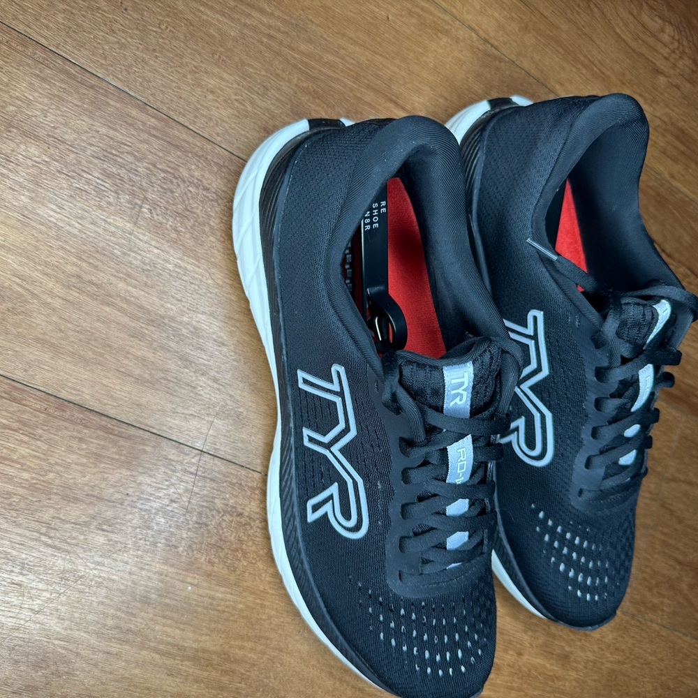 TYR Black Running Shoes with White Accents - Picture 3 of 3